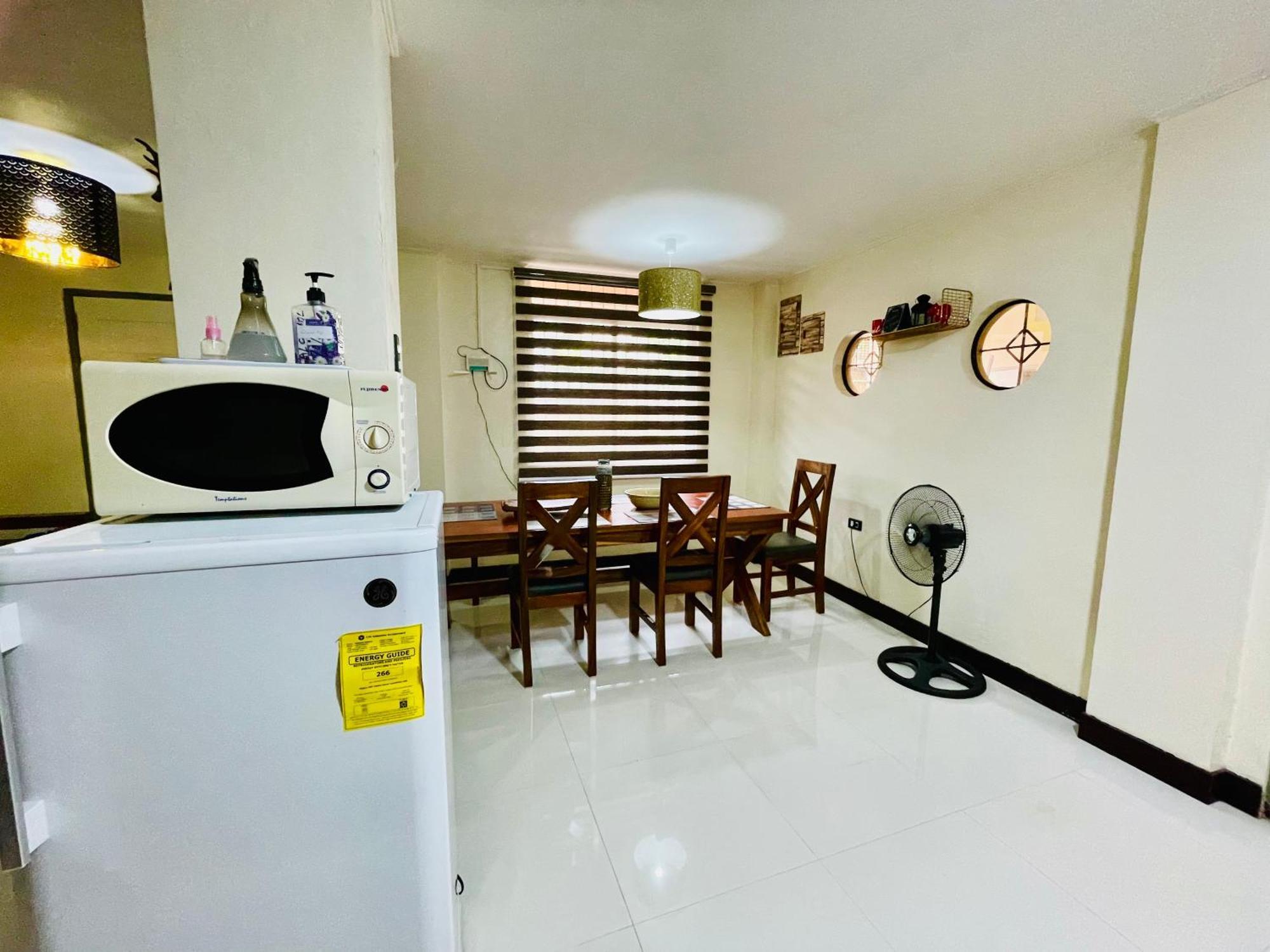 Tagaytay Swiss Cabin Netflix/Wifi/Parking Apartamento Tagaytay City Exterior foto